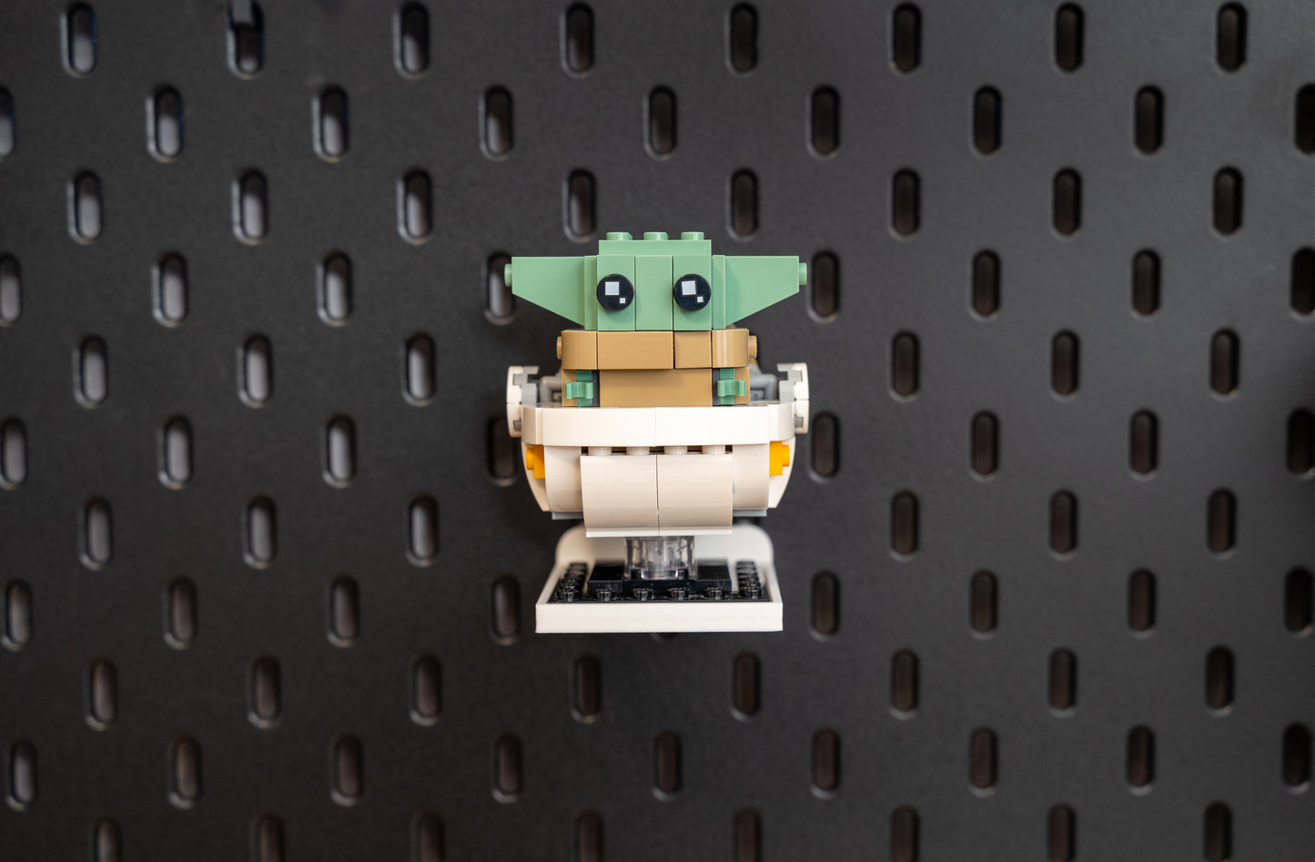 Lego Brickheadz mount for Ikea Skadis Pegboard