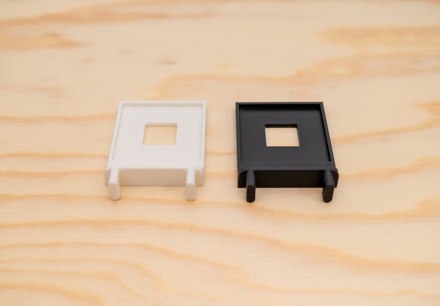 Lego Brickheadz mount for Ikea Skadis Pegboard