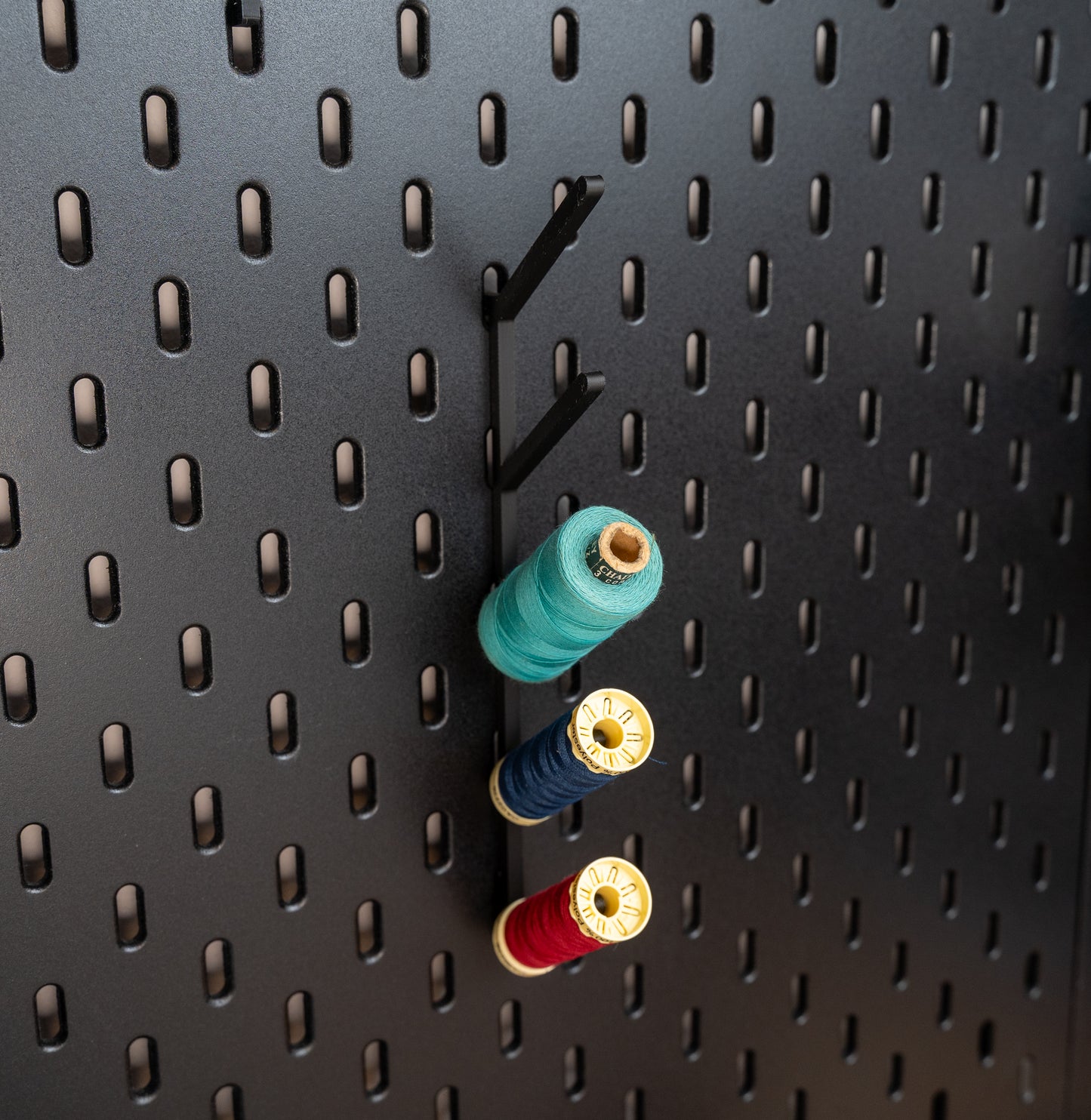 4x Thread Holder for Ikea Skadis Peg Board